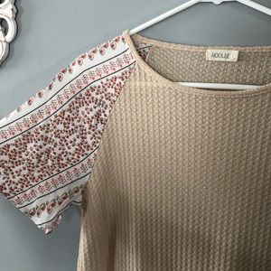 ROOLEE cross stitch short sleeve